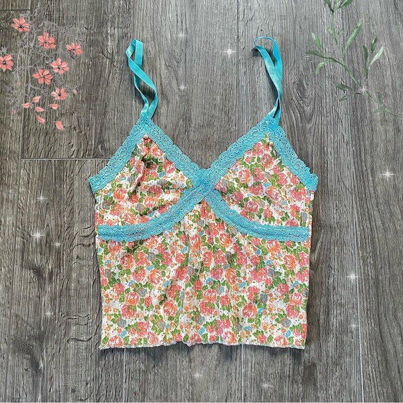 Wild fable floral cropped camisole Top - Picture 1 of 4
